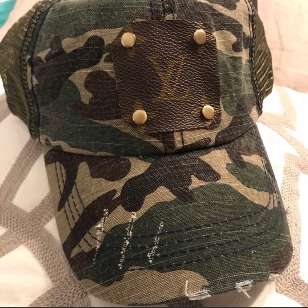 Vintage wash upcyled camo hat